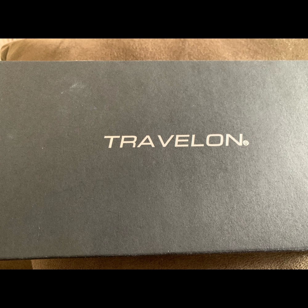 Travelon RFID blocking wallet - Picture 3 of 3